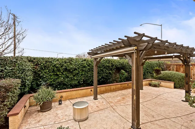 $420,000 | 2868 Casty Court, Sanger, CA 93657