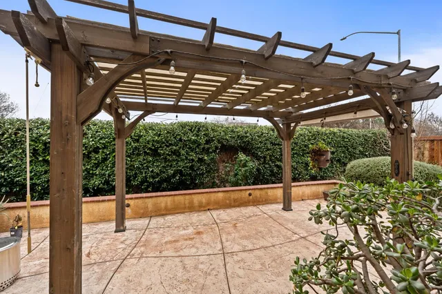 $420,000 | 2868 Casty Court, Sanger, CA 93657