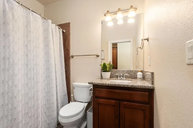 $420,000 | 2868 Casty Court, Sanger, CA 93657