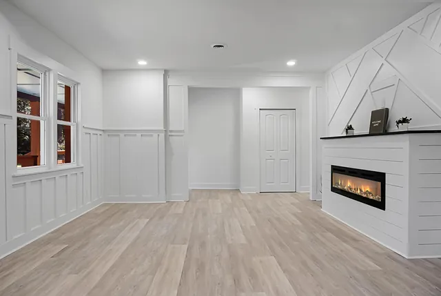 $549,000 | 8527 Benjamin Simmons Road, Hollywood, SC 29449