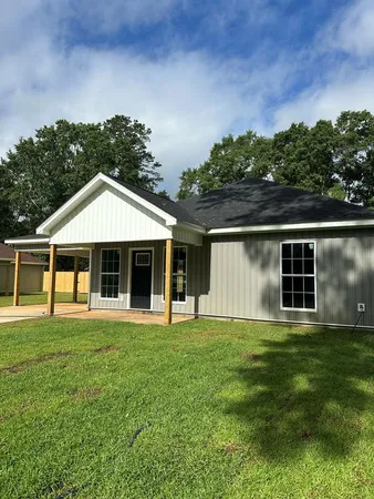 $205,000 | 830 South Holland Street, Slocomb, AL 36375