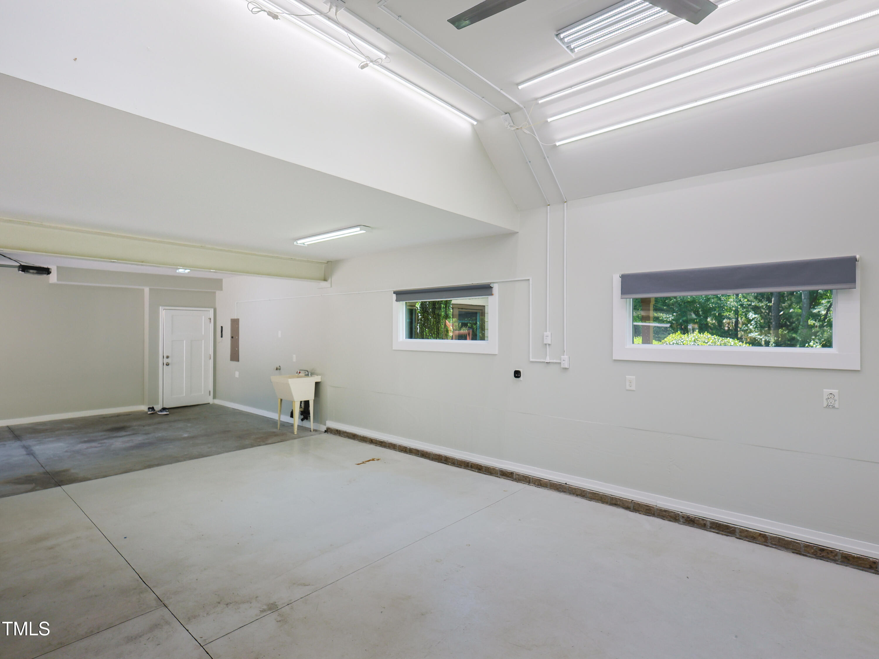 912 Reedy Creek Road Cary, NC 27513 - Photo 48 of 59 091_912_Reedy_Creek_Rd_Garage
