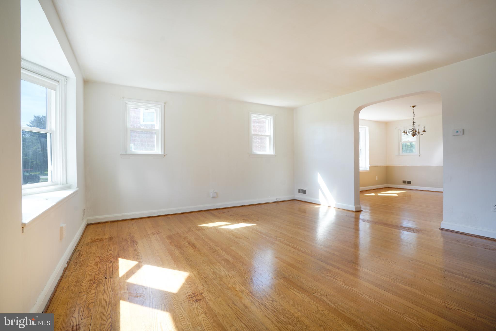 704 Stamford Road Baltimore, MD 21229 - Photo 16 of 29