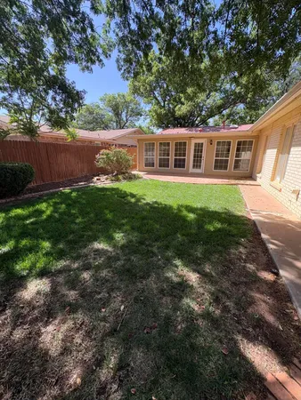 $299,500 | 1801 East Buckley Street, Brownfield, TX 79316