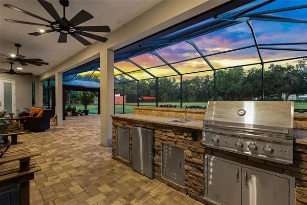 $1,079,000 | 5319 West Trapnell Road, Dover, FL 33527