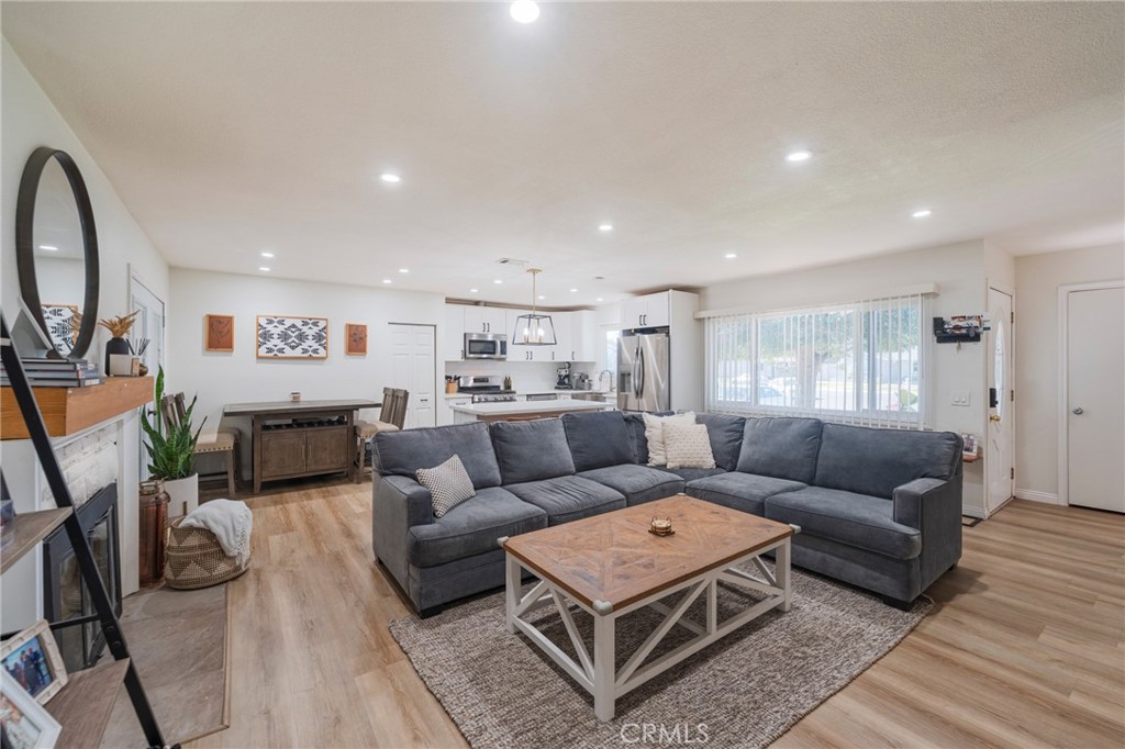 12042 Hackamore Road Garden Grove, CA 92840 - Photo 7 of 36