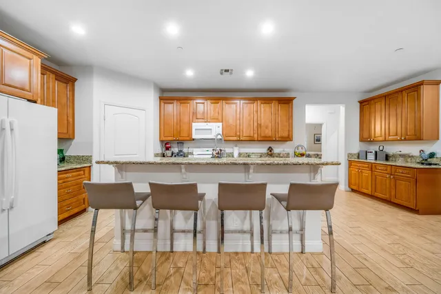 $2,500,000 | 84925 61st Avenue, Thermal, CA 92274