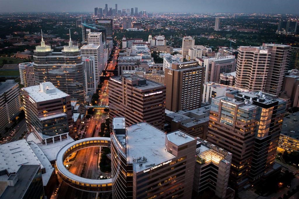 6815 Goforth Street Houston, TX 77021 - Photo 12 of 12 a city view