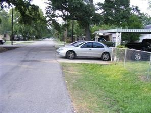 6815 Goforth Street Houston, TX 77021 - Photo 10 of 12 a front view of a house with garden