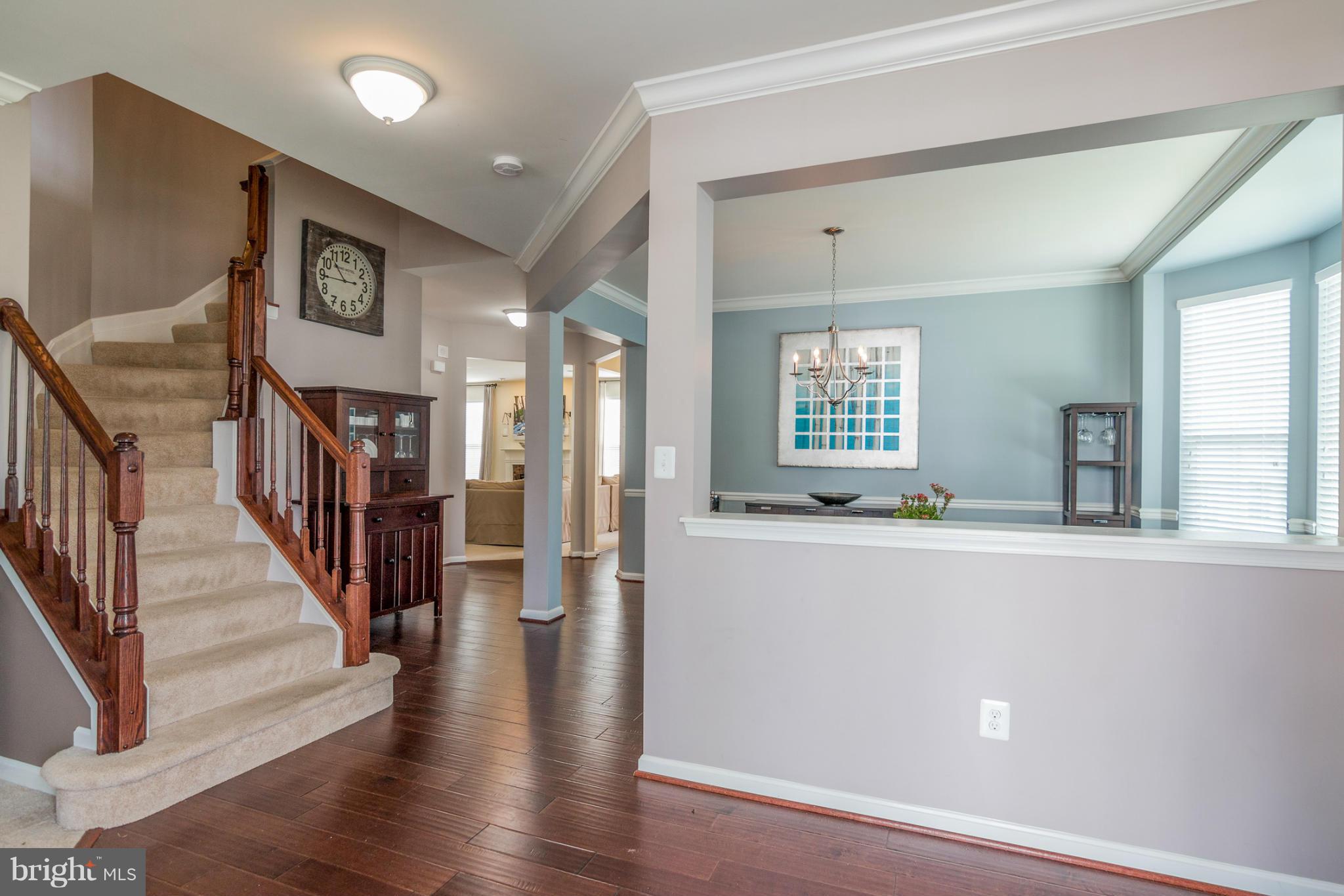 6705 Pebble Brooke Road Baltimore, MD 21209 - Photo 2 of 30 FOYER W/ WOOD FLOORS