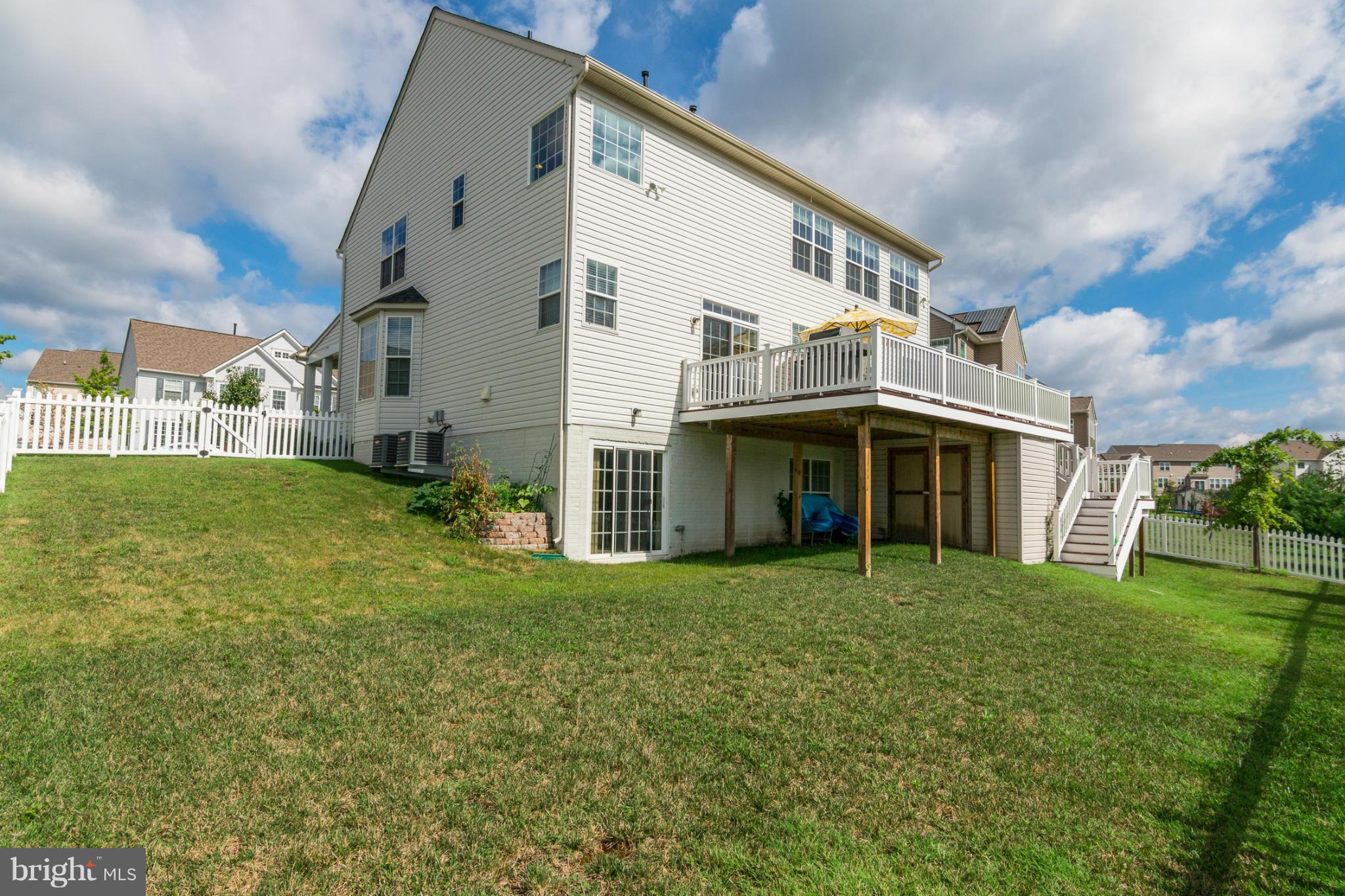 6705 Pebble Brooke Road Baltimore, MD 21209 - Photo 28 of 30 EXTERIOR W/ FENCED REAR YARD