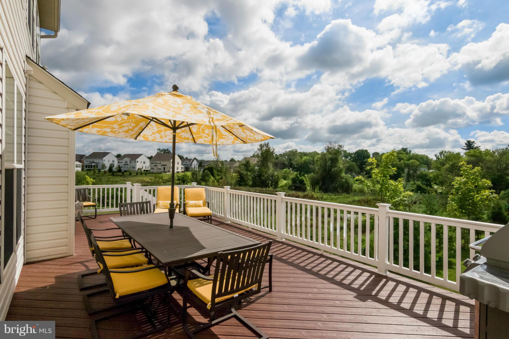 6705 Pebble Brooke Road Baltimore, MD 21209 - Photo 29 of 30 LARGE TREX DECK