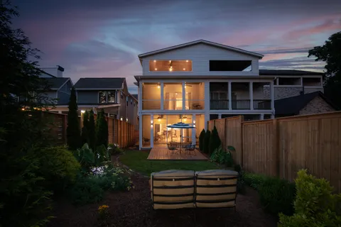 $1,000,000 | 2815 West Kirkwood Avenue, Nashville, TN 37204