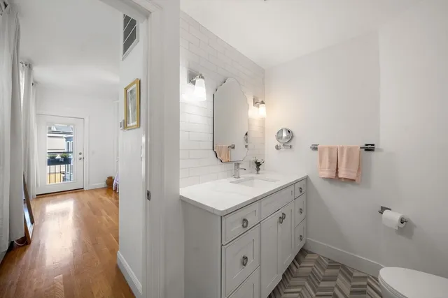 $1,270,000 | 54 Monument Avenue, Unit 3, Boston, MA 02129