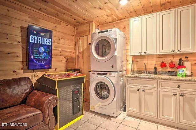 $895,000 | 1071 Scenic Hills Road, Pigeon Forge, TN 37863