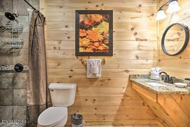 $895,000 | 1071 Scenic Hills Road, Pigeon Forge, TN 37863