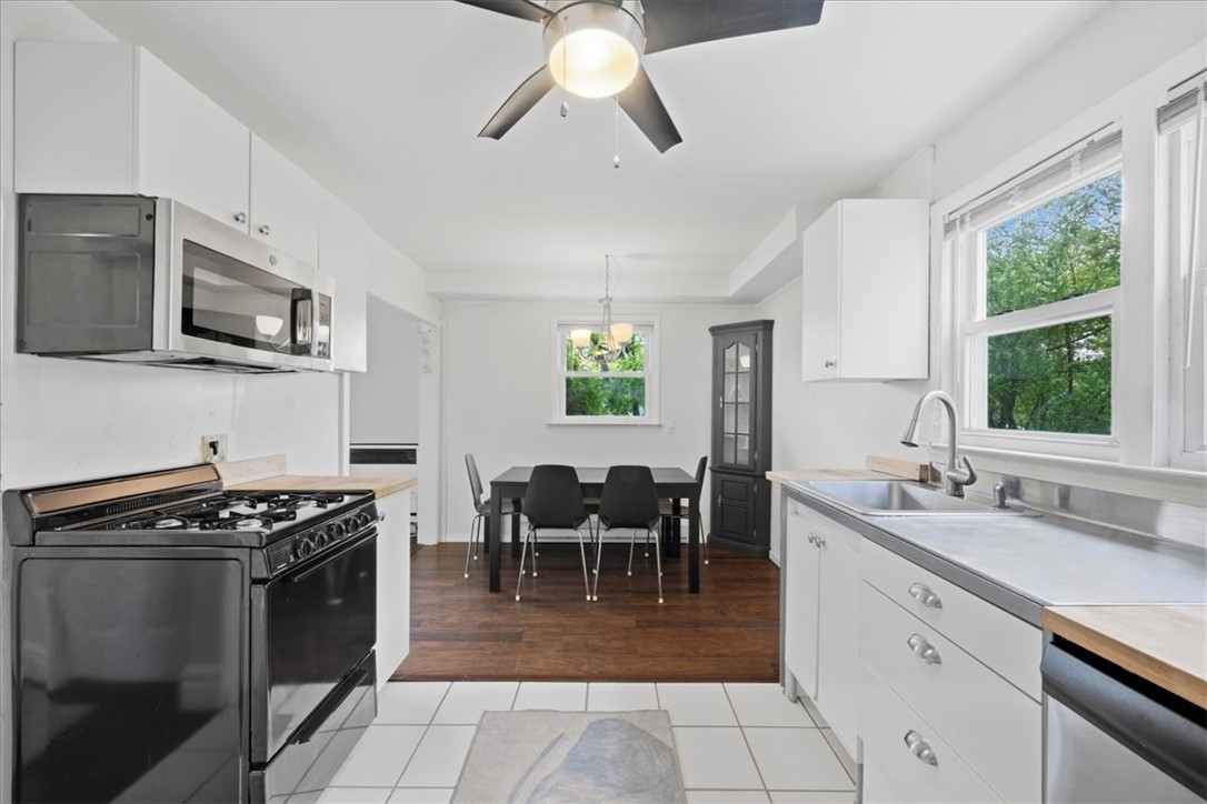 169 Church Street Westerly, RI 02808 - Photo 14 of 33