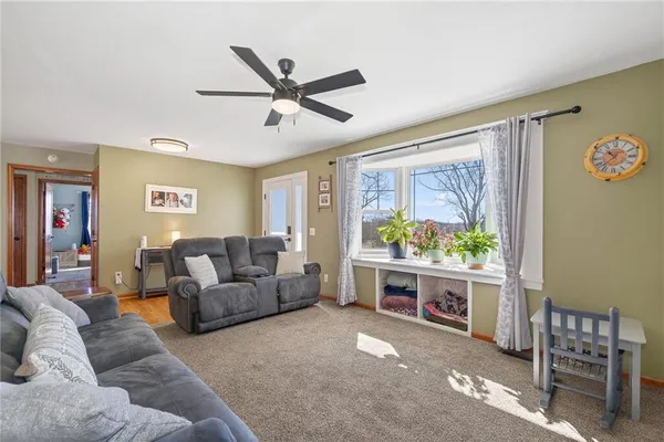 $425,000 | 5302 Highway 18, Adrian, MO 64720