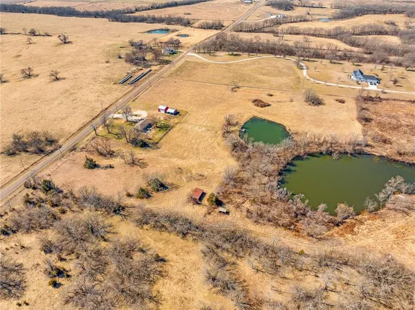 $425,000 | 5302 Highway 18, Adrian, MO 64720