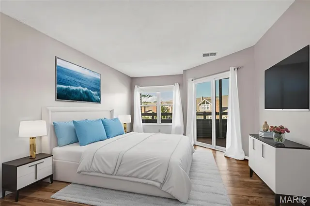 $225,000 | 1033 Wilton Royal Drive, Unit 107, Creve Coeur, MO 63146