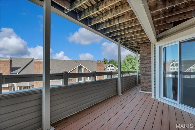 $225,000 | 1033 Wilton Royal Drive, Unit 107, Creve Coeur, MO 63146