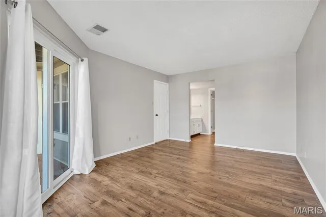 $225,000 | 1033 Wilton Royal Drive, Unit 107, Creve Coeur, MO 63146