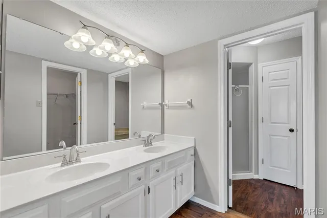 $225,000 | 1033 Wilton Royal Drive, Unit 107, Creve Coeur, MO 63146