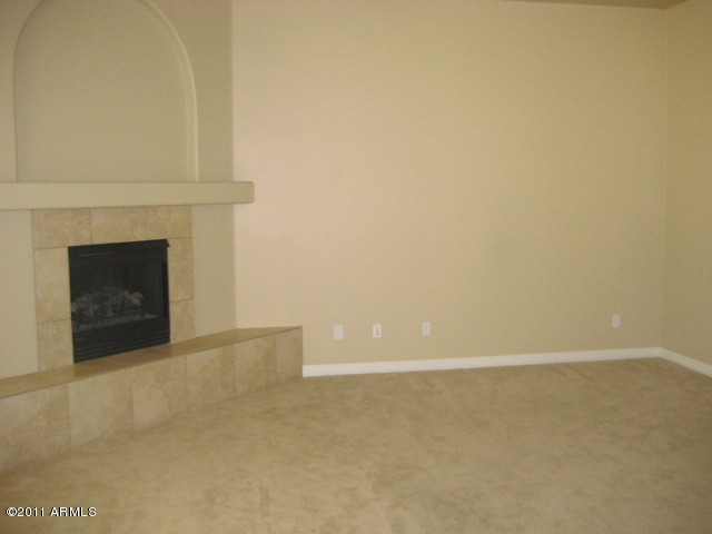 4303 West Coplen Farms Road Laveen, AZ 85339 - Photo 3 of 11 FAMILY ROOM