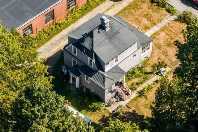 $425,000 | 53 Winter Street, Exeter, NH 03833