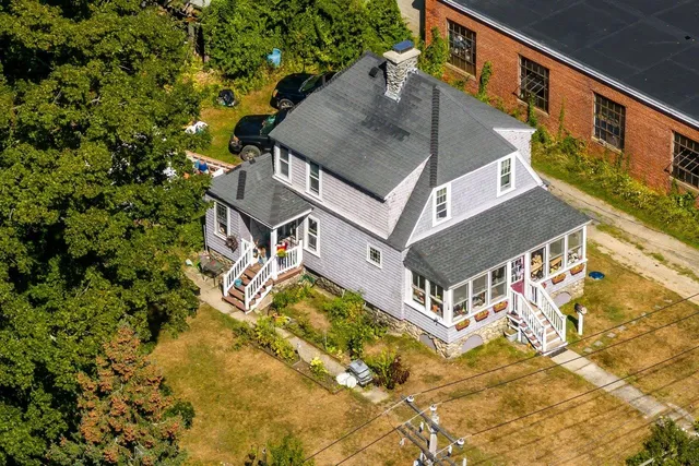 $425,000 | 53 Winter Street, Exeter, NH 03833