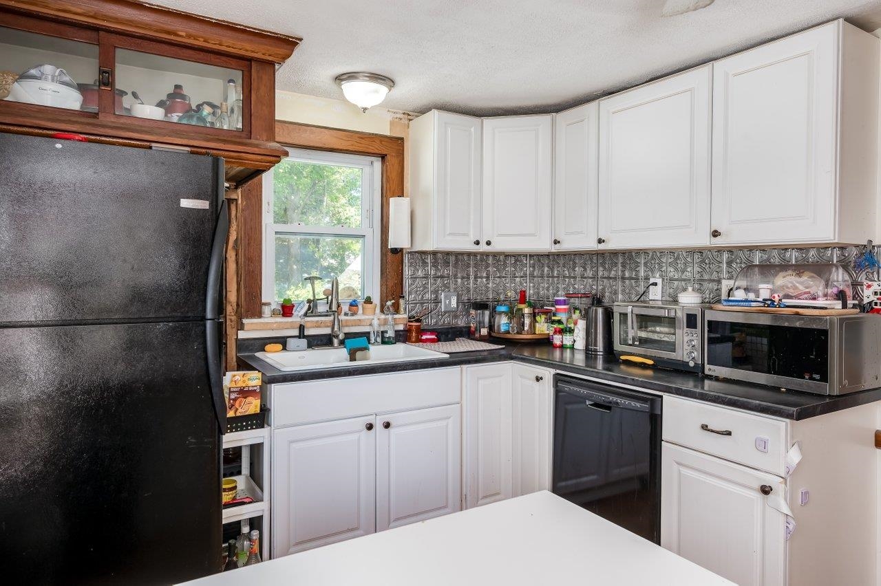 53 Winter Street Exeter, NH 03833 - Photo 5 of 37