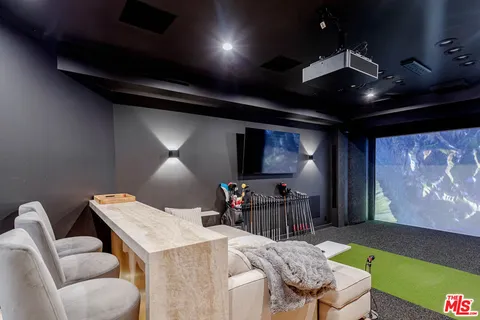 $8,670,000 | 116 South Gretna Green Way, Los Angeles, CA 90049