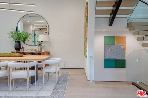 $8,670,000 | 116 South Gretna Green Way, Los Angeles, CA 90049