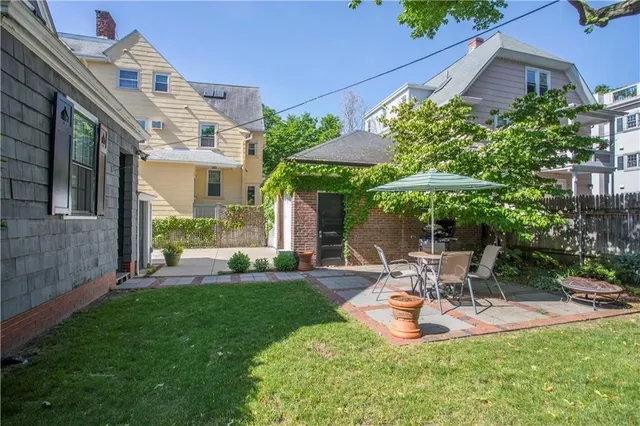 $4,950 | 8 Moses Brown Street, Providence, RI 02906