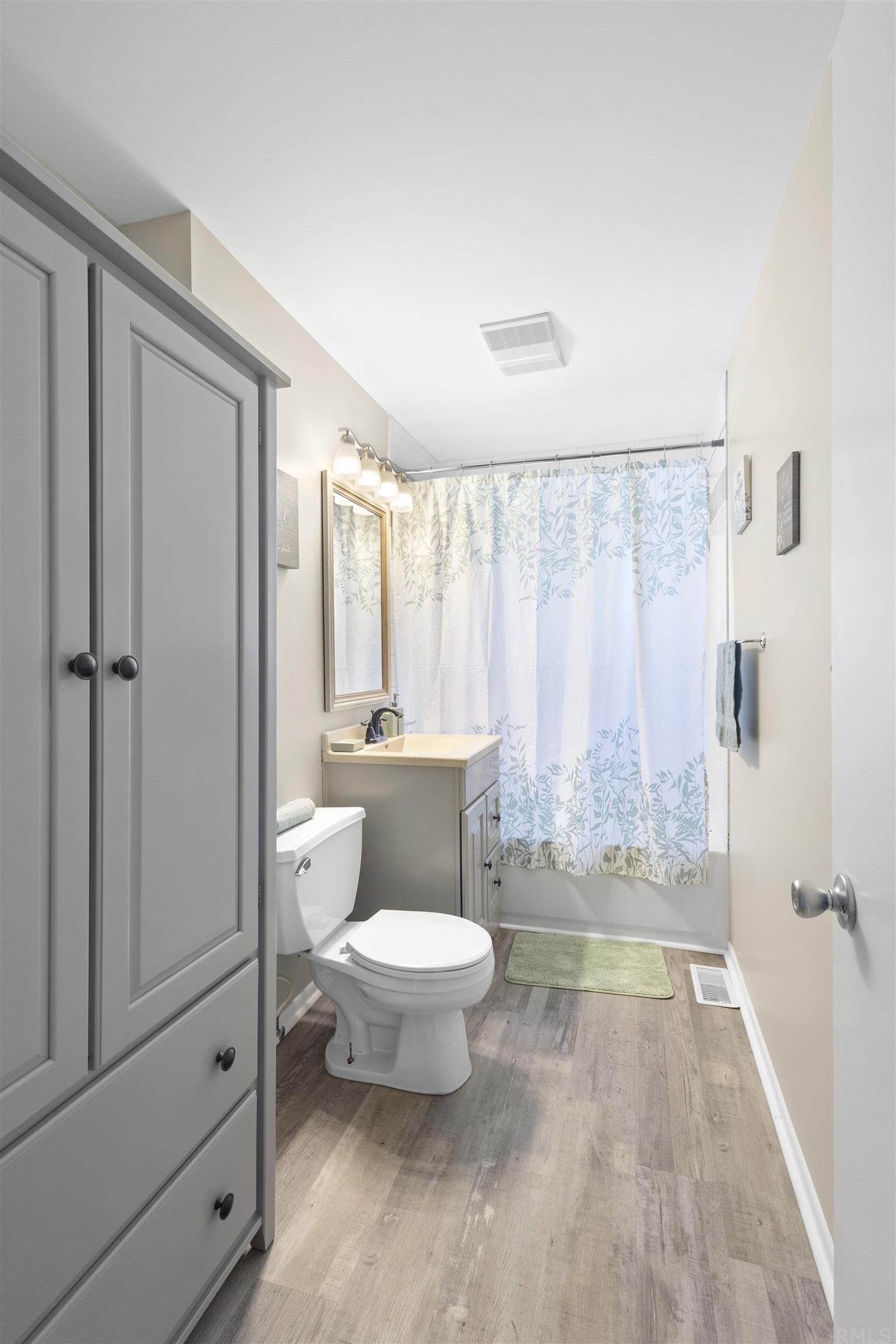 1229 Cinnamon Road Fort Wayne, IN 46825 - Photo 12 of 25 Gallery Image 12