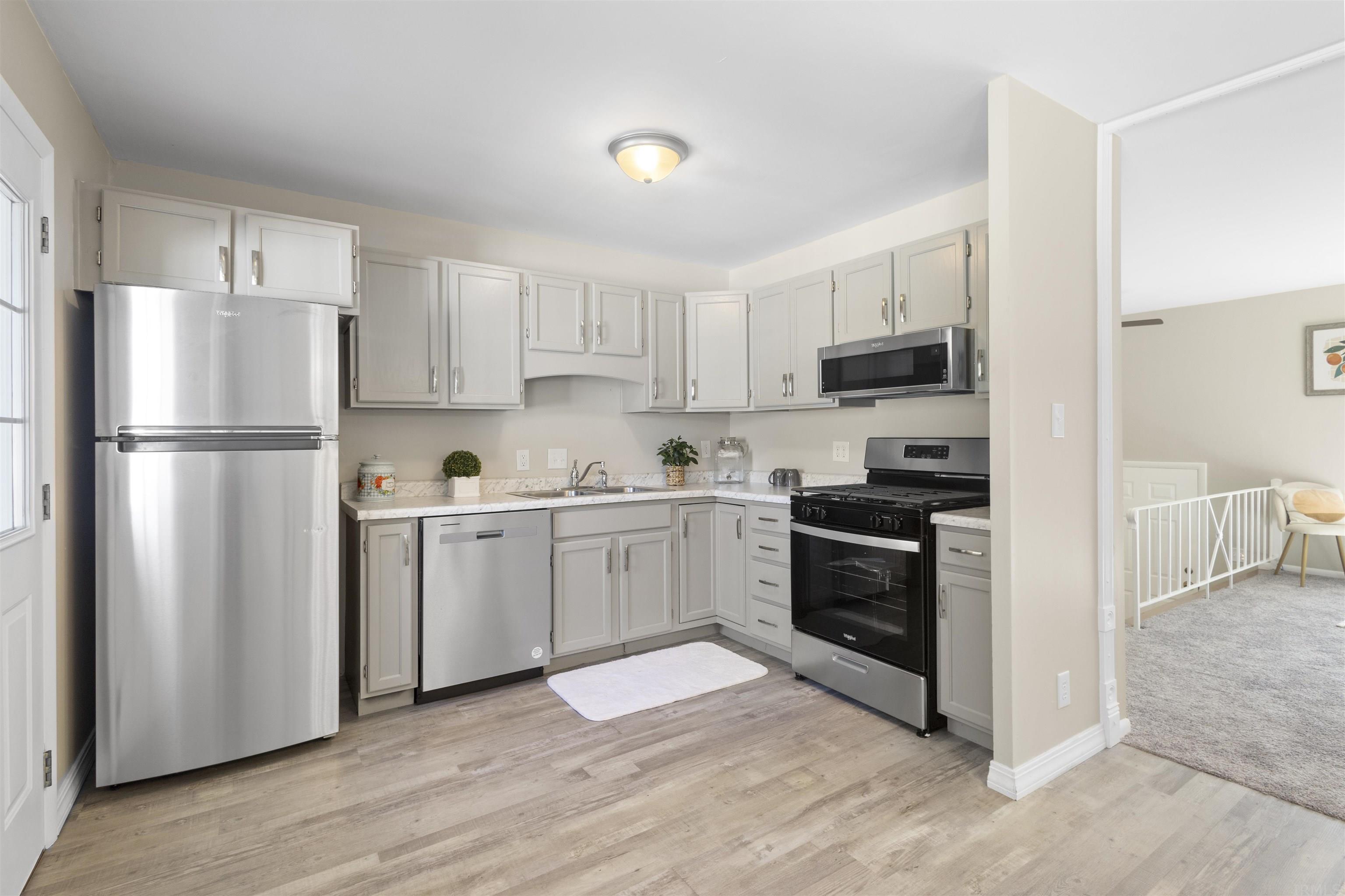 1229 Cinnamon Road Fort Wayne, IN 46825 - Photo 9 of 25 Gallery Image 9