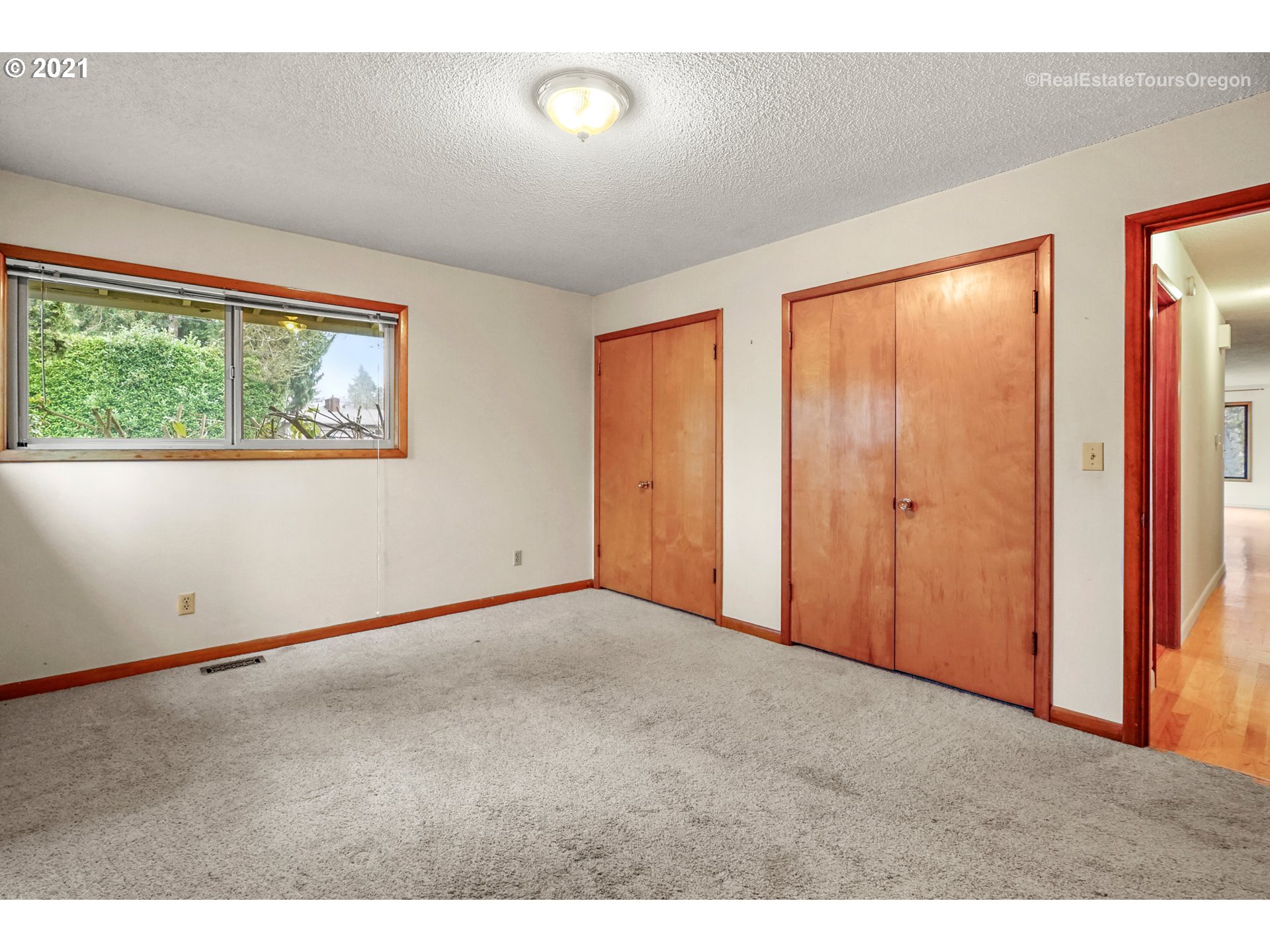 10785 Northwest Cornell Road Portland, OR 97229 - Photo 14 of 24 Gallery Image 14