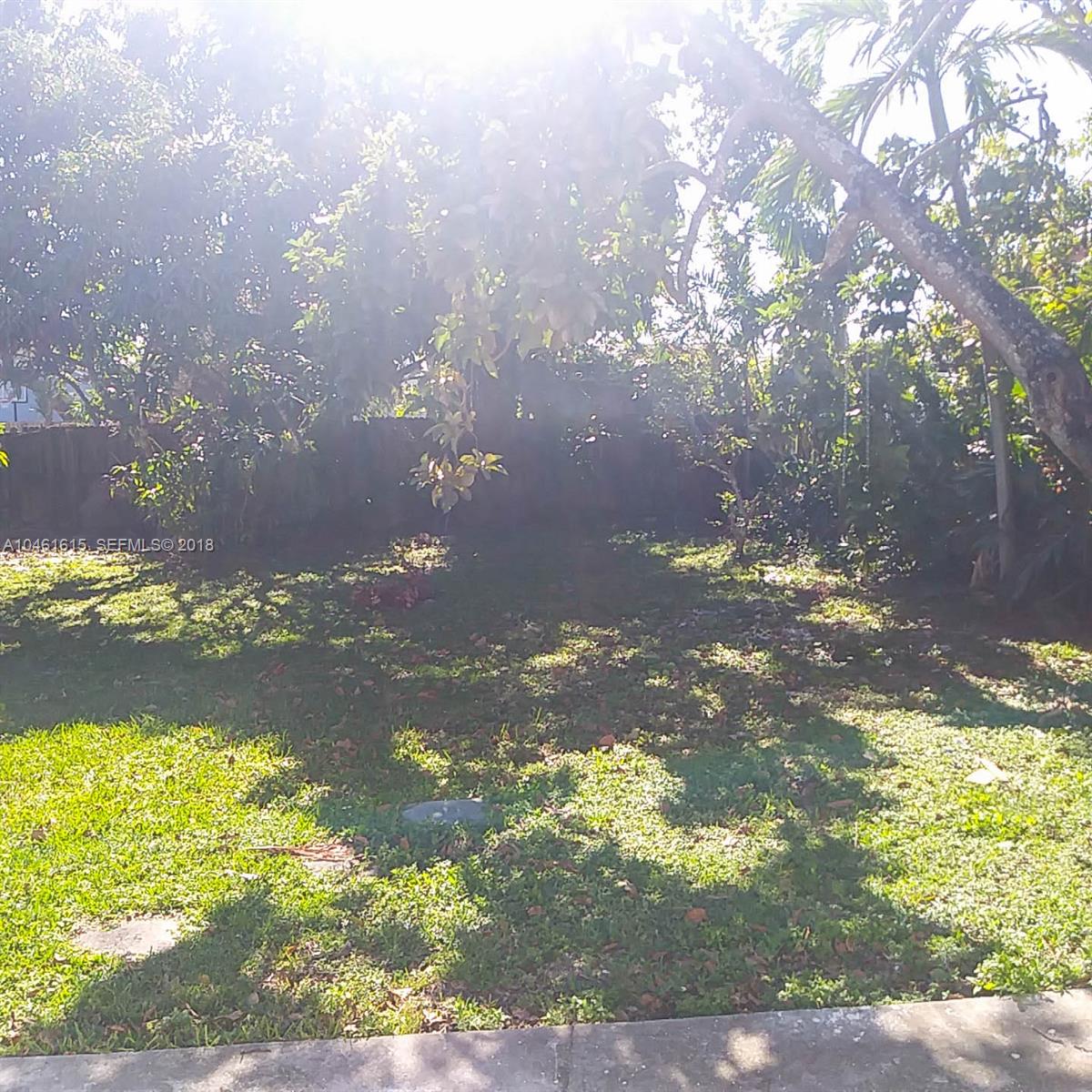 6448 Southwest 33rd Street Miami, FL 33155 - Photo 16 of 26 Gallery Image 16