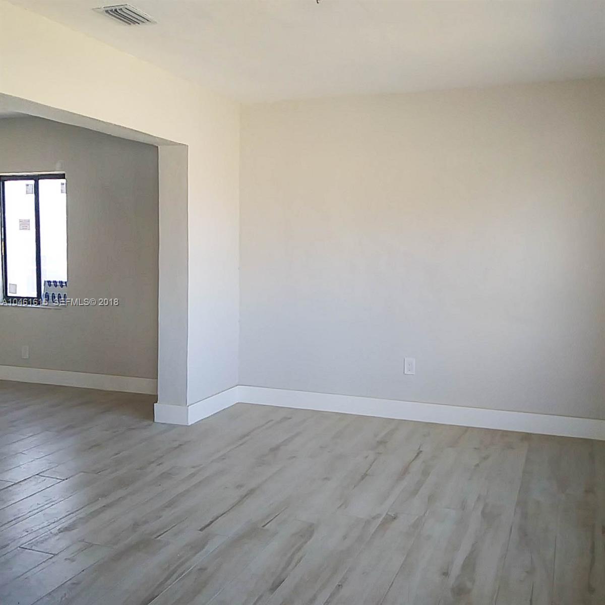 6448 Southwest 33rd Street Miami, FL 33155 - Photo 3 of 26 Gallery Image 3