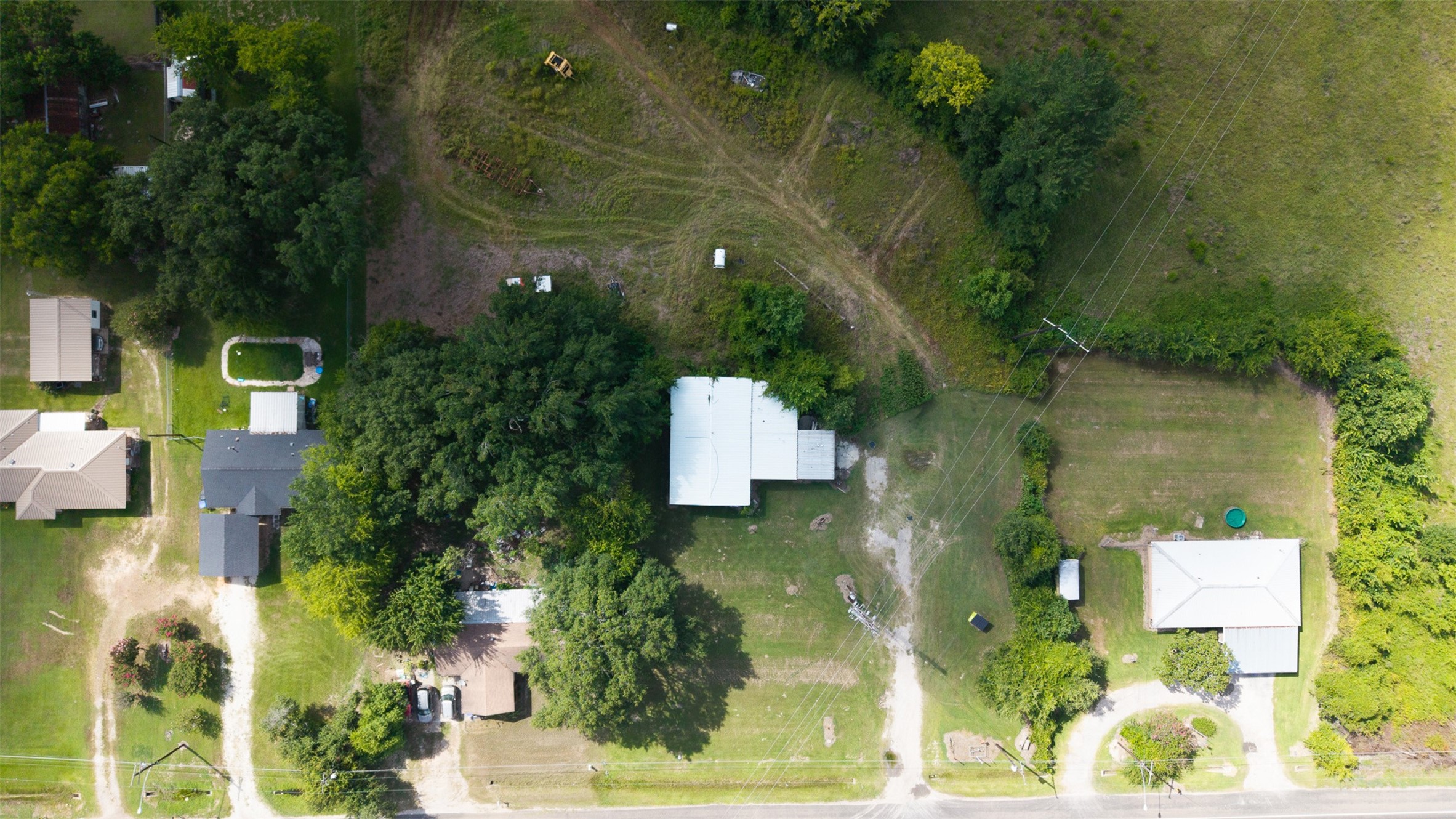 349 East N Highway Trinity, TX 75862 - Photo 2 of 25