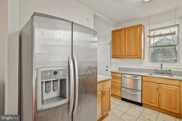 $765,000 | 1811 Lawrence Street Northeast, Washington, DC 20018