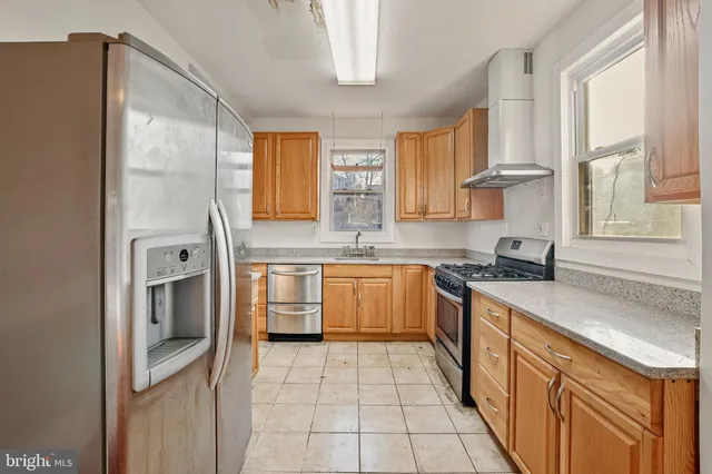 $765,000 | 1811 Lawrence Street Northeast, Washington, DC 20018