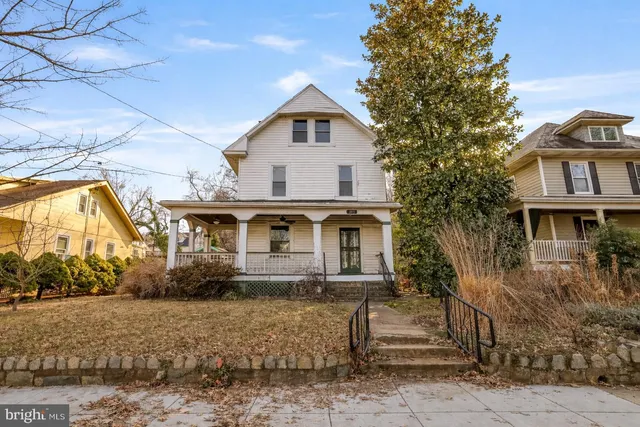 $765,000 | 1811 Lawrence Street Northeast, Washington, DC 20018