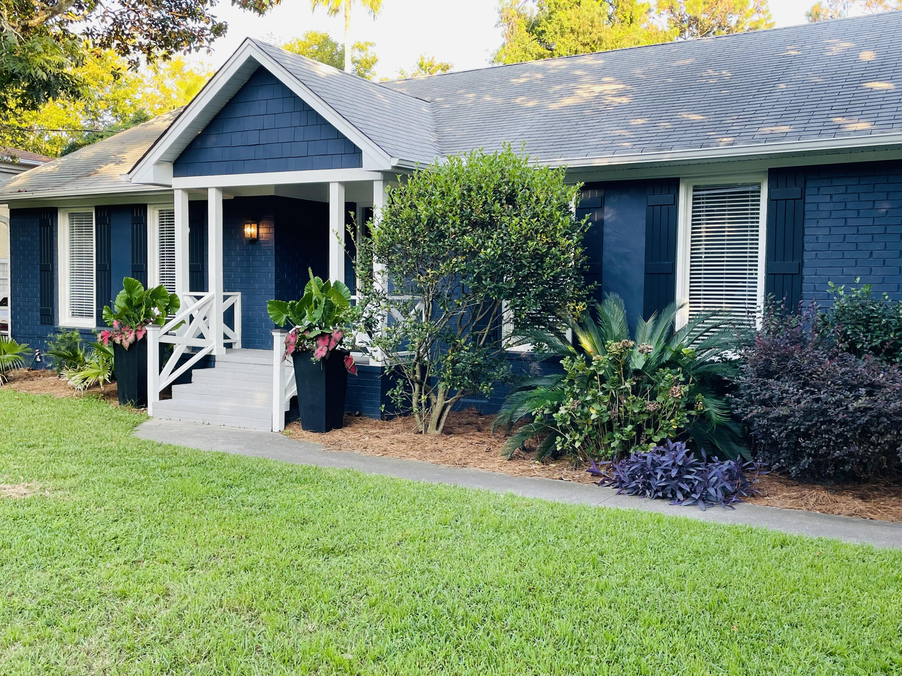 505 Center Street Mount Pleasant, SC 29464 - Photo 2 of 23 IMG_3823