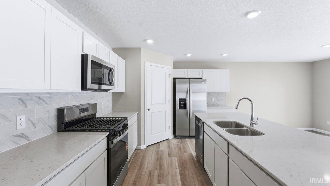 3459 Chital Cove Waterloo, IN 46793 - Photo 4 of 33