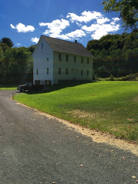 21 Shea Road West Brookfield, MA 01585 - Photo 2 of 14