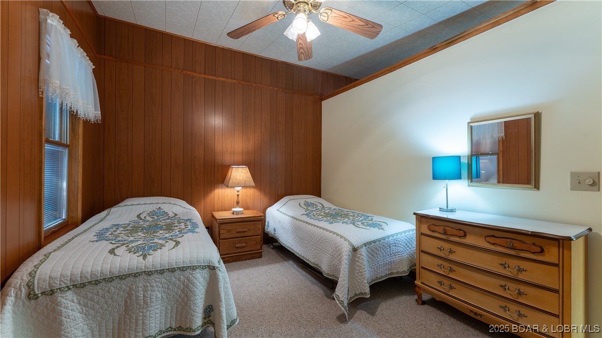 1318 Susan Road Lake Ozark, MO 65049 - Photo 15 of 29 Upper Level Bedroom