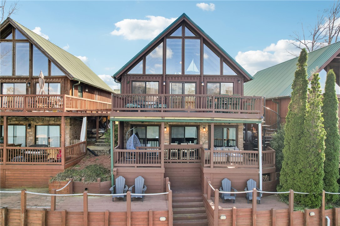 152 Harbour Point Six Mile, SC 29682 - Photo 3 of 44