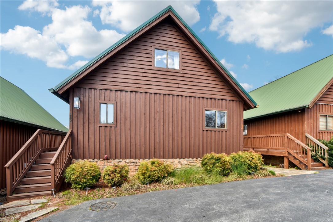 152 Harbour Point Six Mile, SC 29682 - Photo 37 of 44