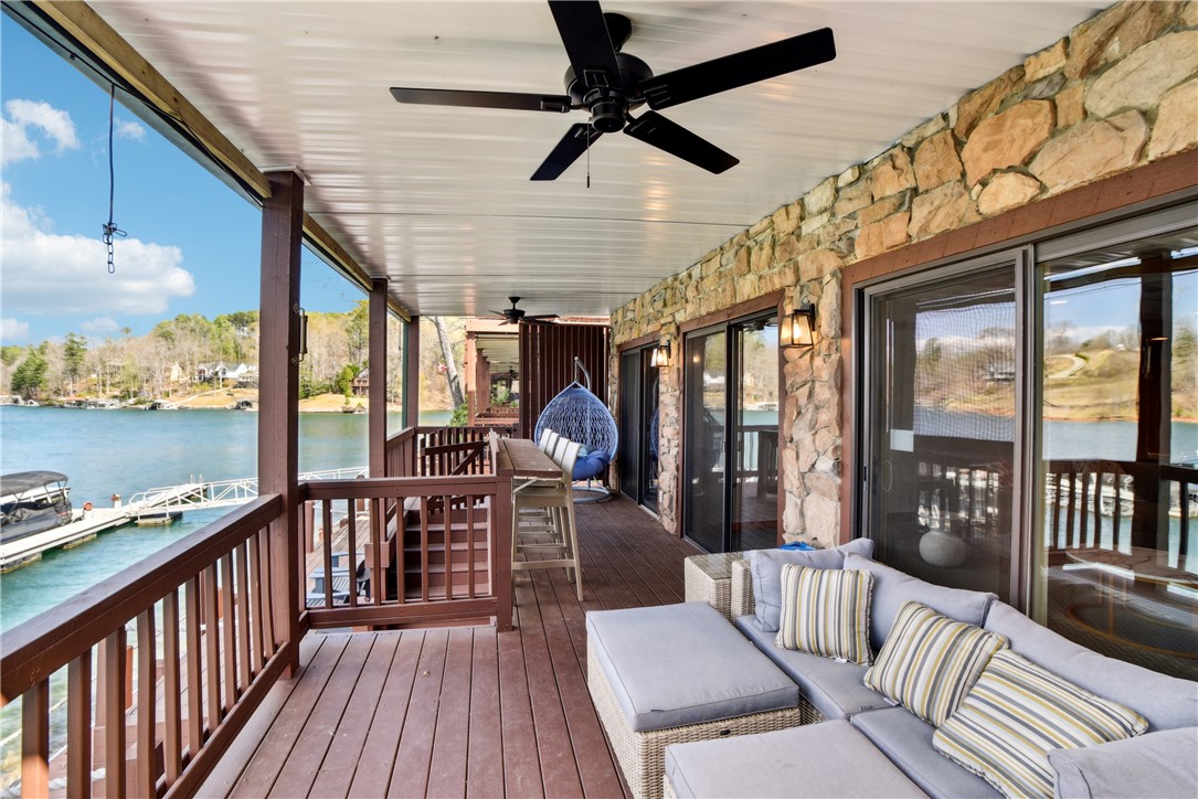 152 Harbour Point Six Mile, SC 29682 - Photo 4 of 44